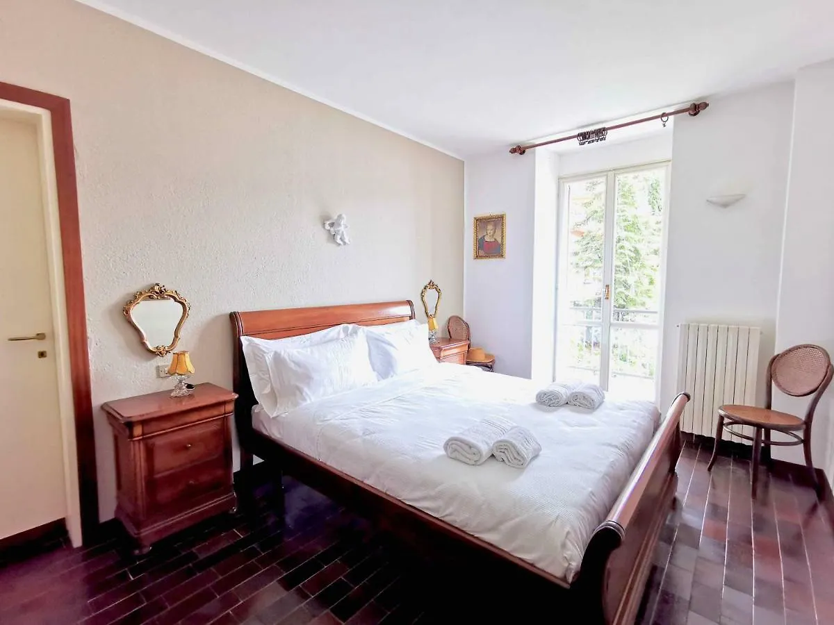 Apartment The Postcard By Design Studio Varenna Italy
